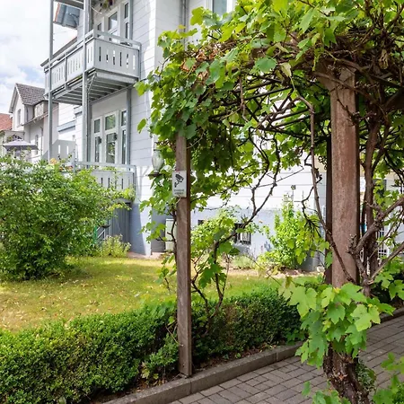 54 By Interhome *